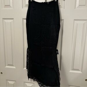 Black midi skirt